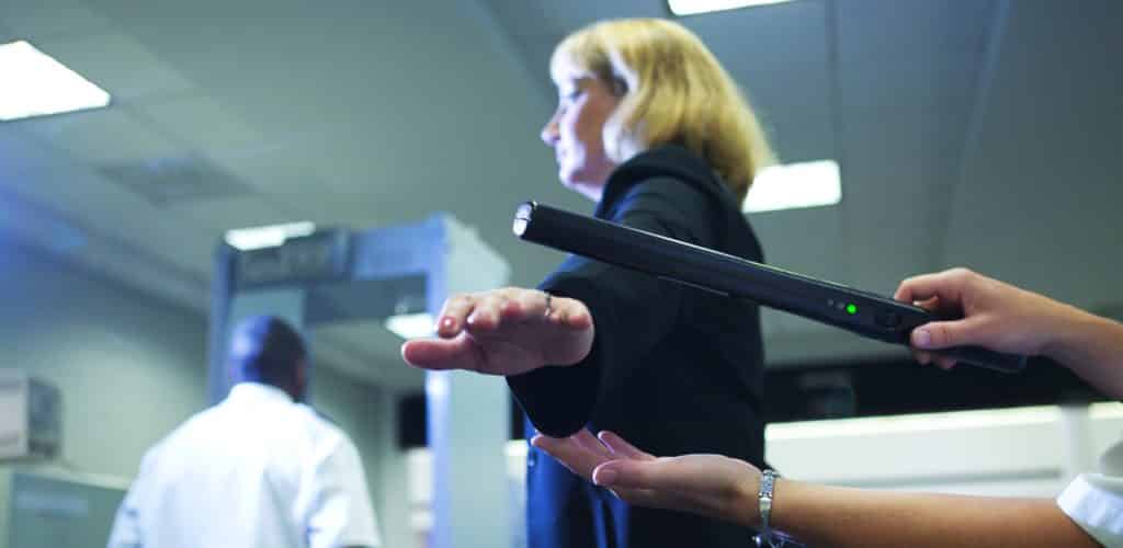 الكاشف اليدوي عن المعادن اجهزة كشف المعادن جهاز التفتيش اليدوي اكسا للانظمة المتكاملة